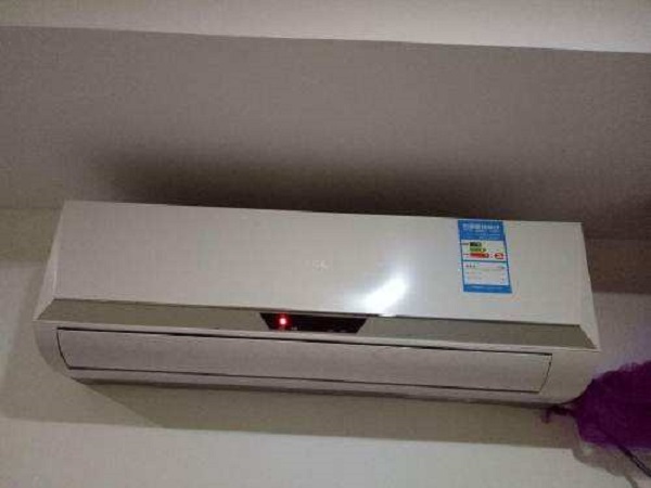 中央空調(diào)和掛機(jī)空調(diào)對(duì)比